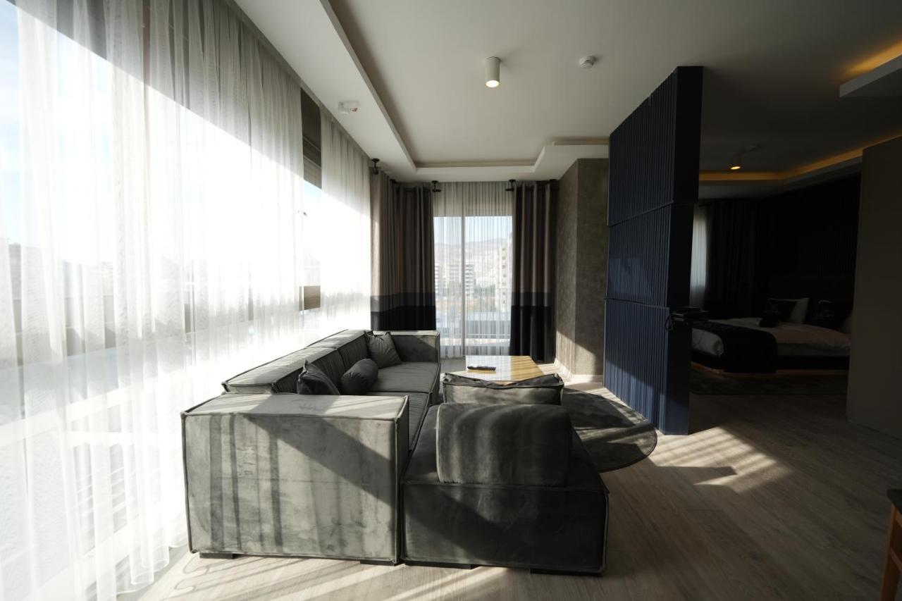 Marlen Hotel Bayrakli อิซมีร์ ภายนอก รูปภาพ