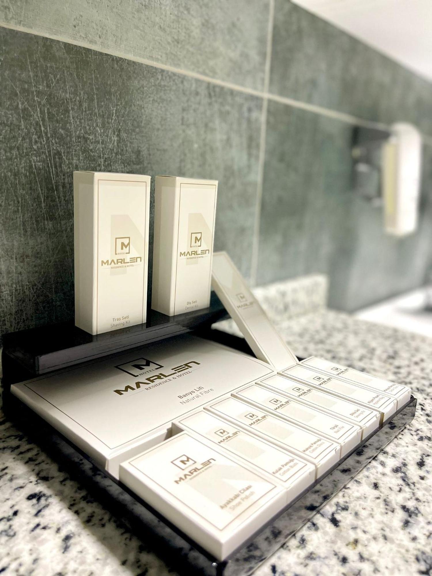 Marlen Hotel Bayrakli อิซมีร์ ภายนอก รูปภาพ
